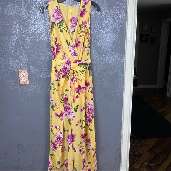 Favlux yellow floral jumpsuit sleeveless v-neck - Picture 3 of 12